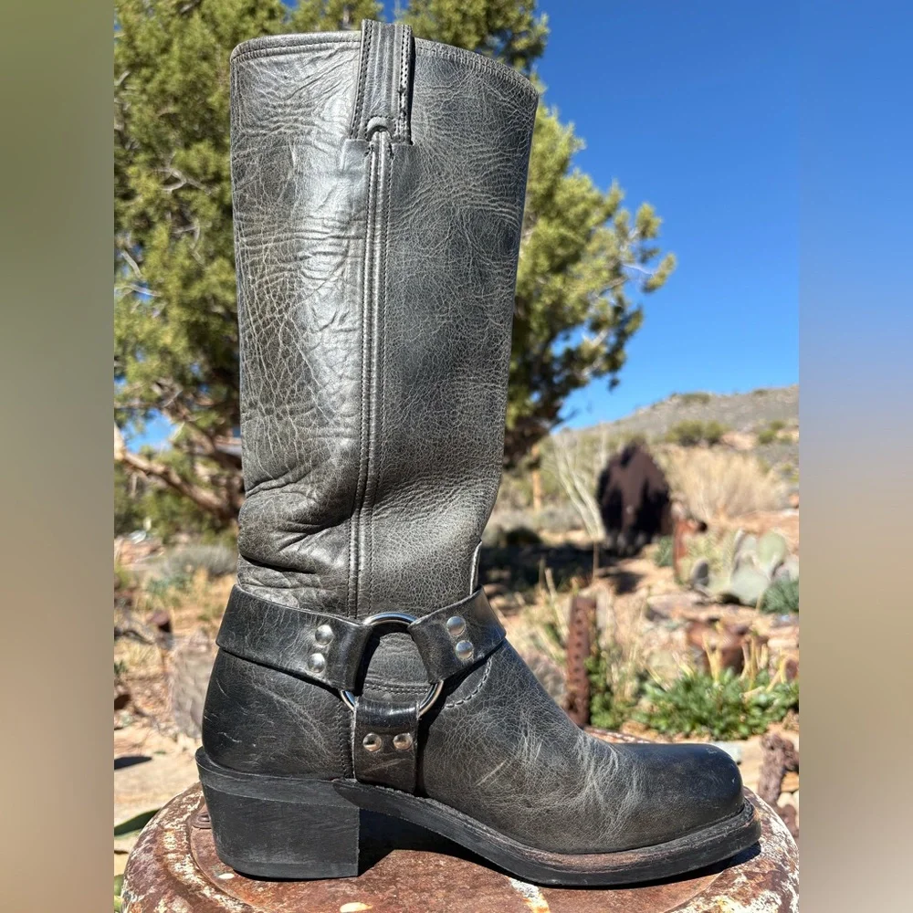 FRYE🇺🇸 15R Harness Tall Boots - Picture 4 of 16